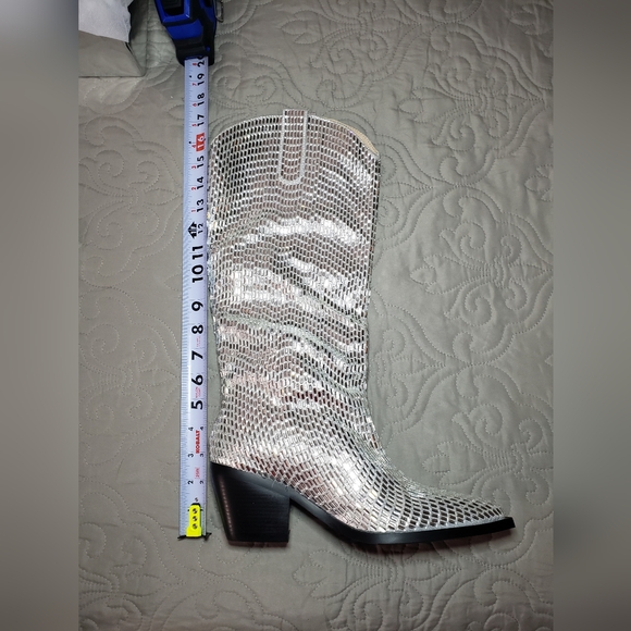 Make a Statement in these  Gorgeous Embellished Boots - Picture 6 of 7